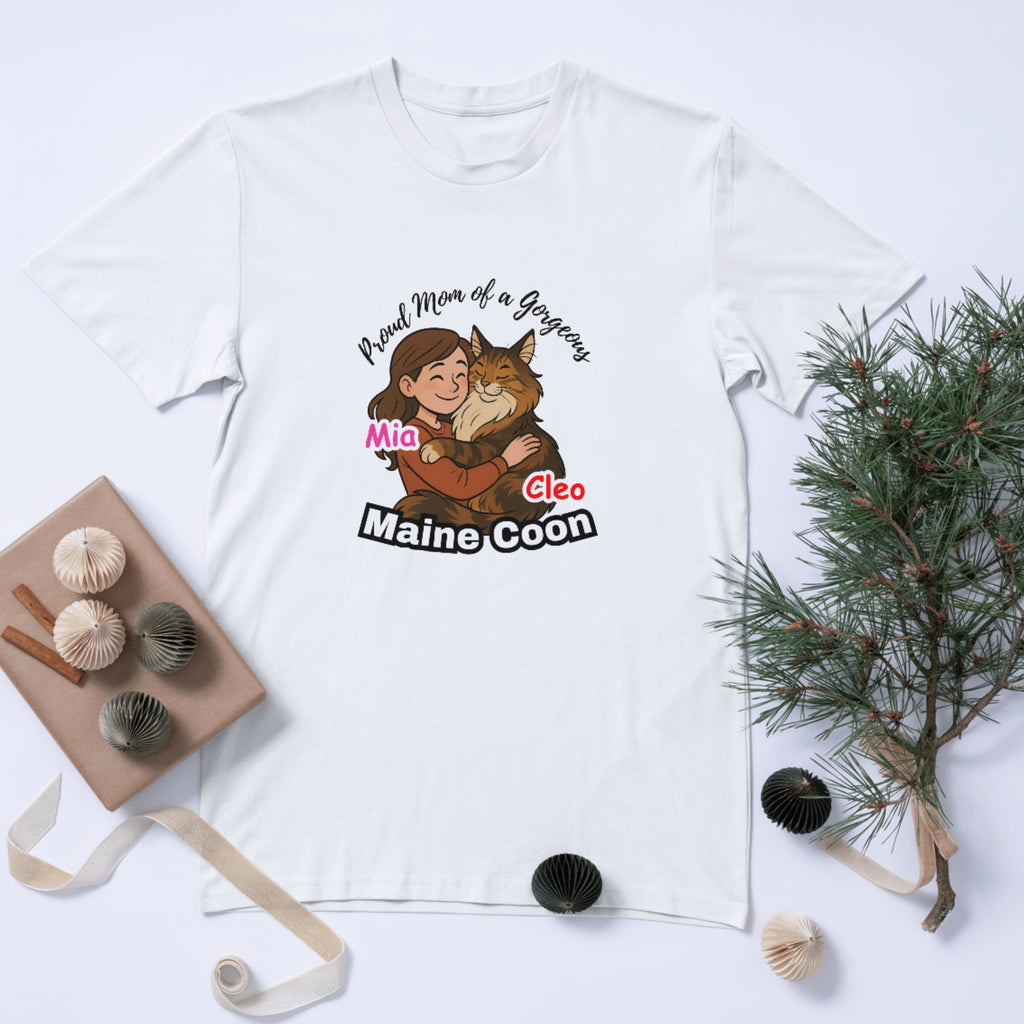 Cute Cat Lover T-Shirt: Perfect for Pet Parents, Gift for Cat Owners, Animal Lovers, Maine Coon Owners, Funny Cat Mom Shirt